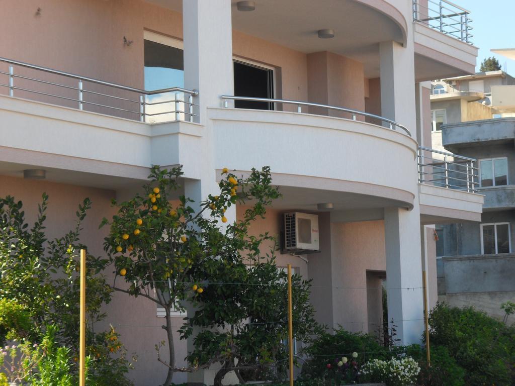 Apartment Petrovic Улцинь Экстерьер фото