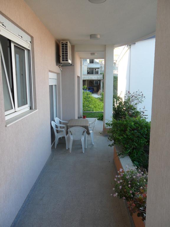 Apartment Petrovic Улцинь Экстерьер фото