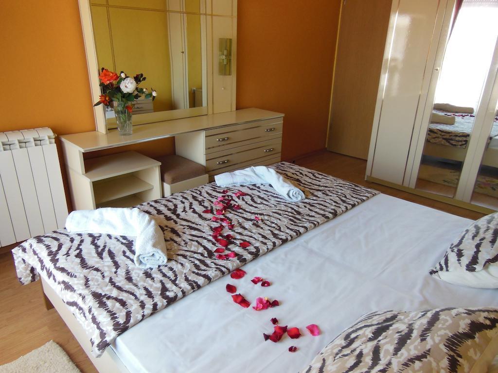 Apartment Petrovic Улцинь Номер фото