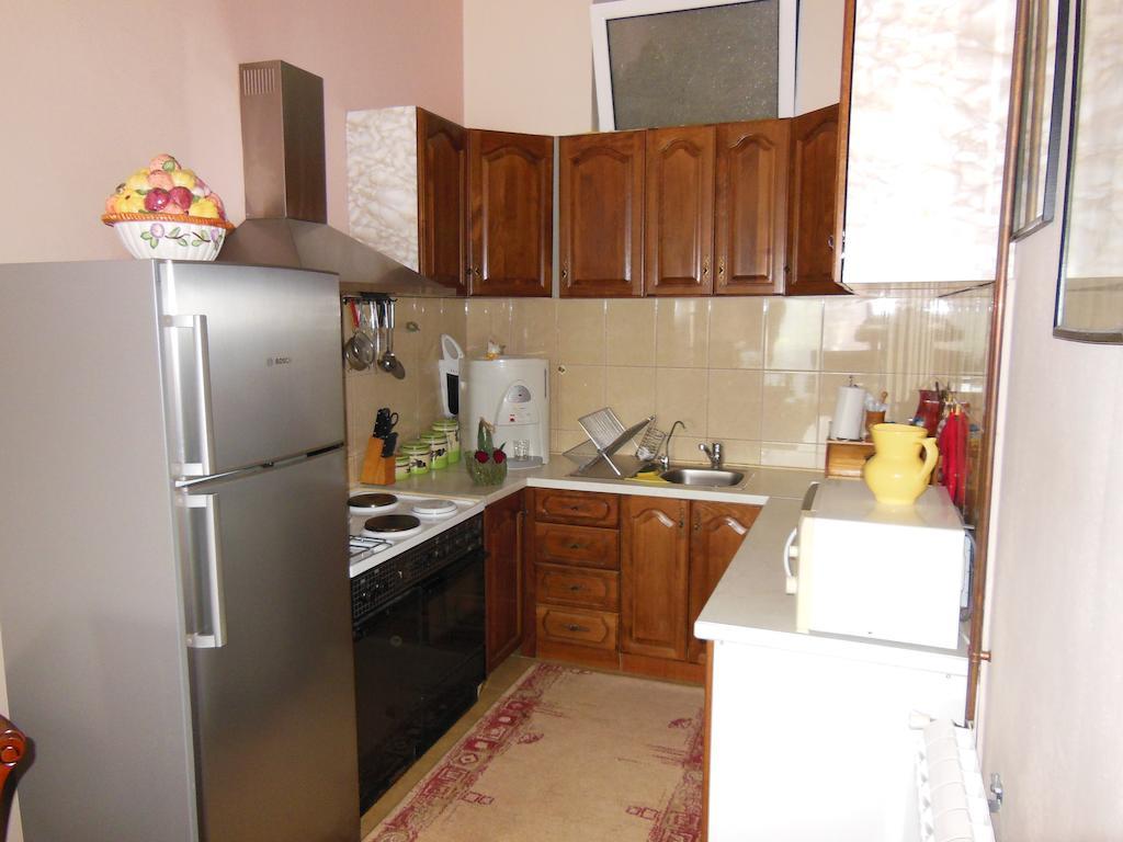 Apartment Petrovic Улцинь Экстерьер фото